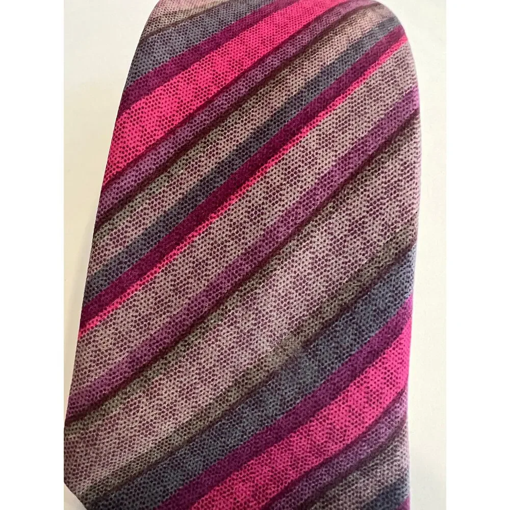 Vintage Enrico Celle Copley Place Boston Men’s Silk Neck Tie Pink Rainbow SG